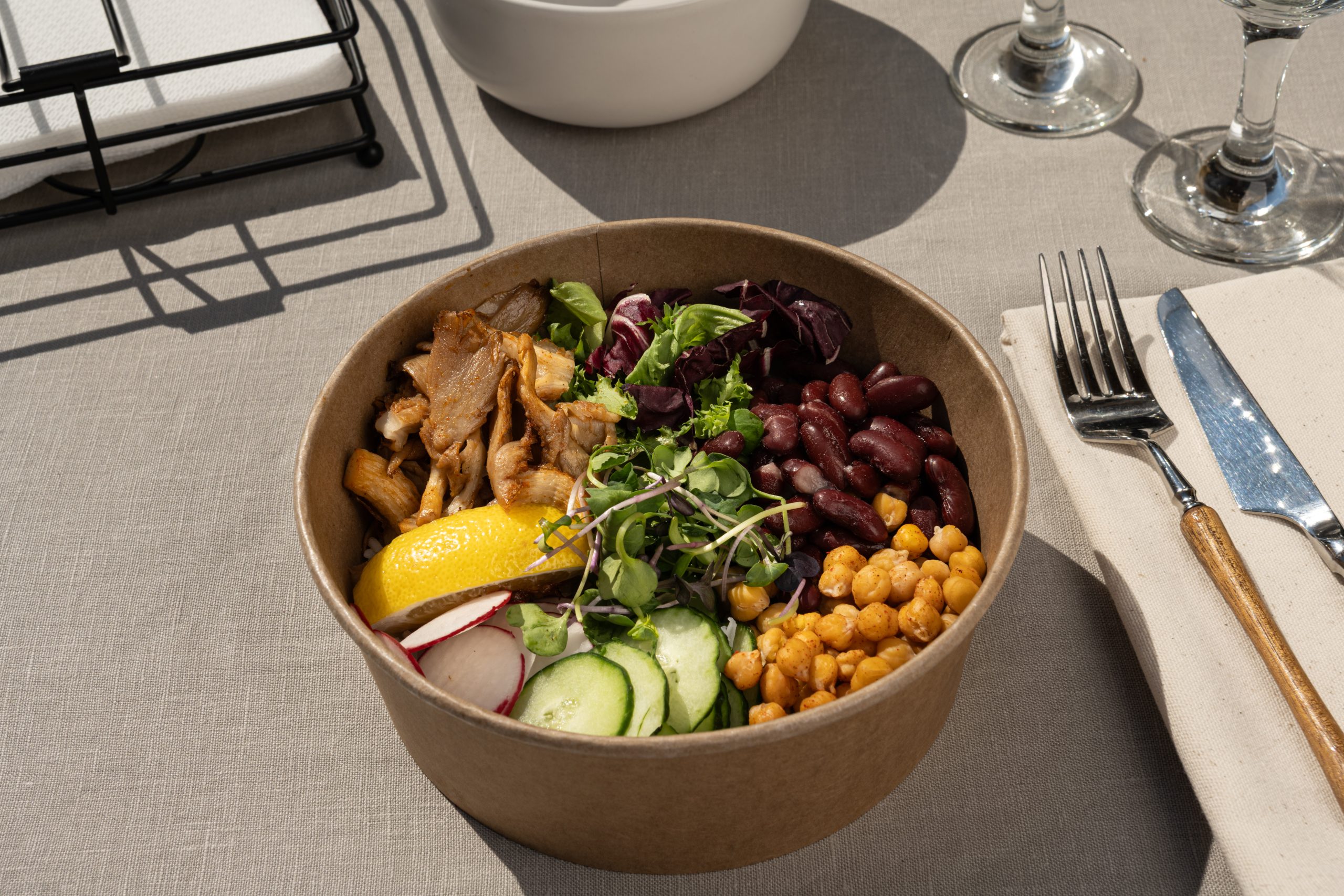 Bol vegan Cluj pranz 400g livrare la birou si acasa Apetit Catering